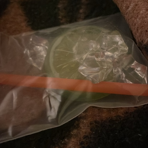 It’s a crunchy green slime - Picture 2 of 2